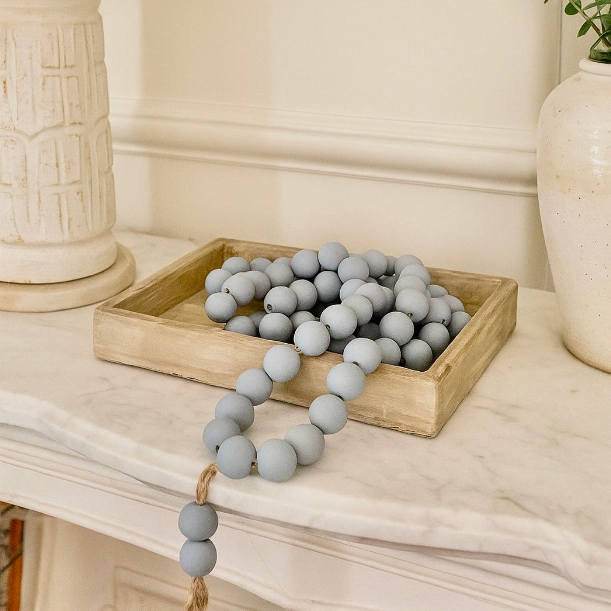 Grandes Contas de Madeira Esculpidas - Cinza