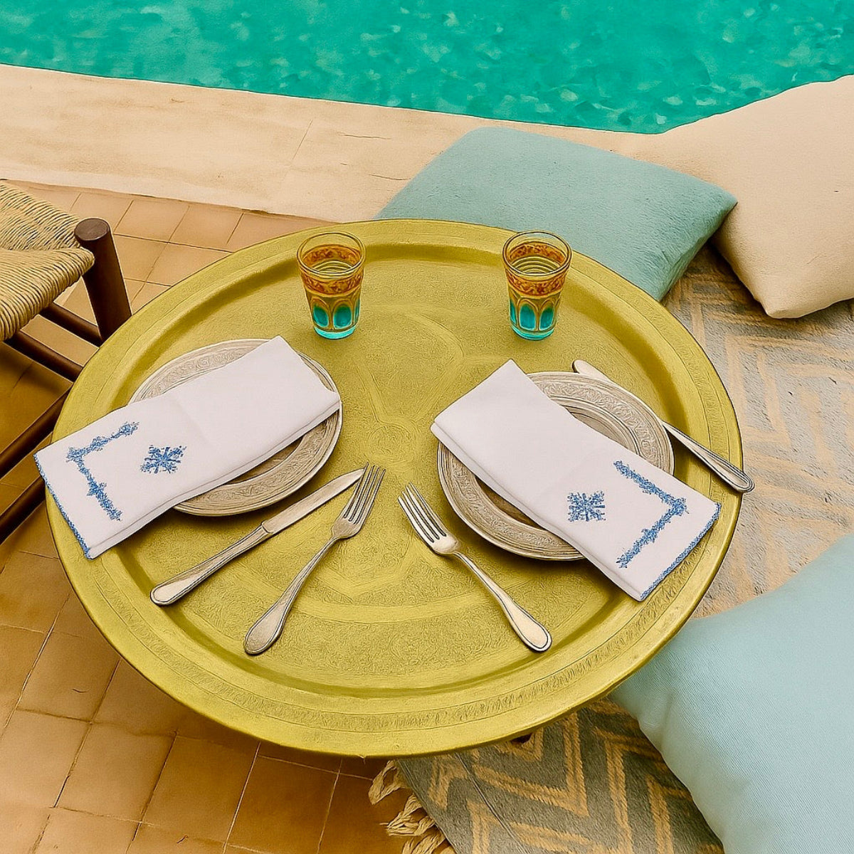 Serviettes en forme de larme brodées dorées (Ensemble de 4)