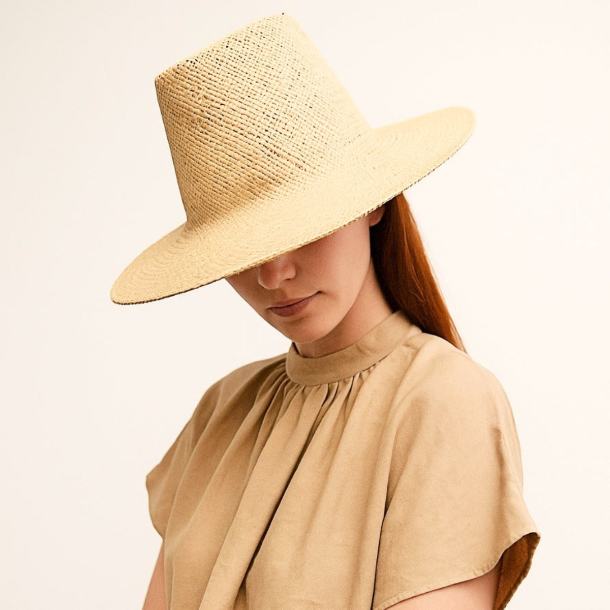 Chapeau de paille supérieur