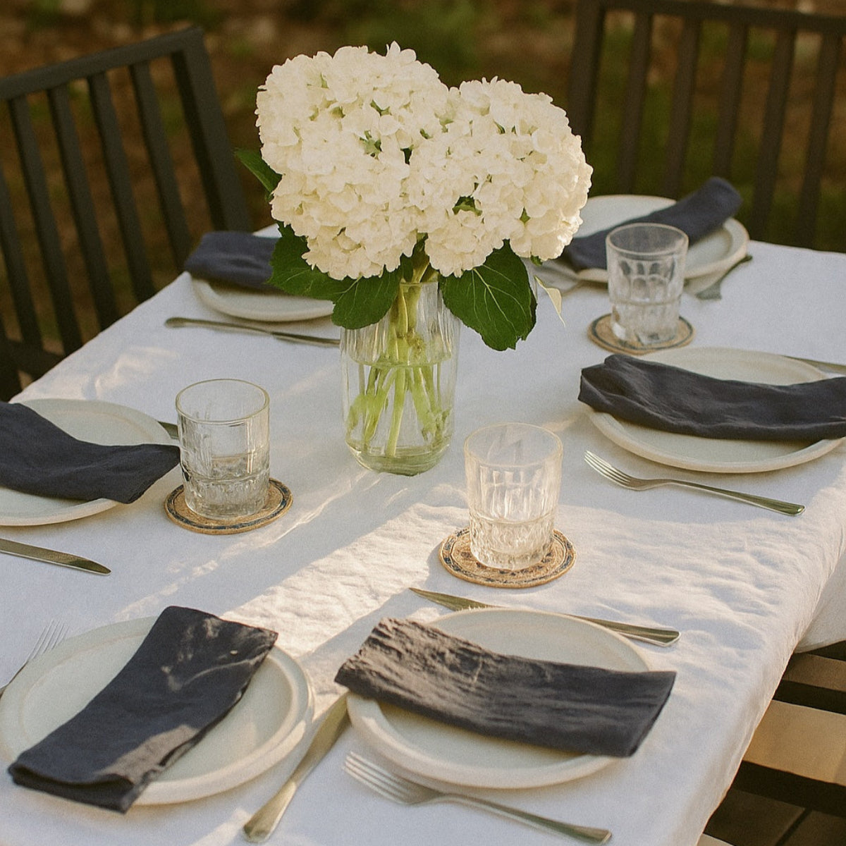 Dessous de verre festonnés en lin - Tan (Ensemble de 4)