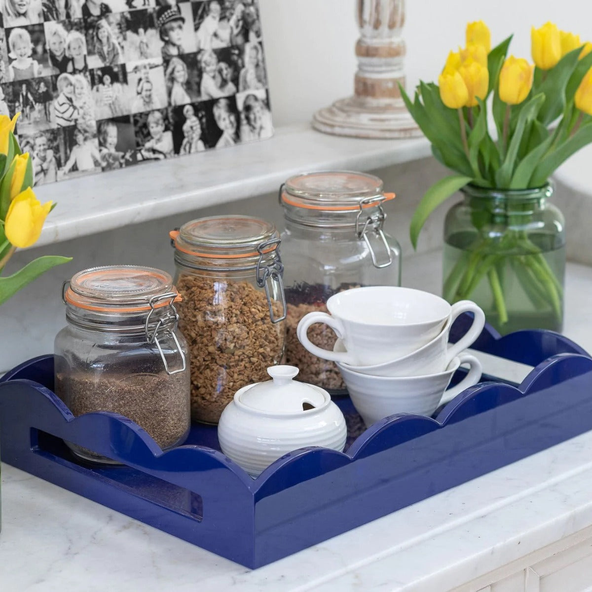 Lacquered Scalloped Tray - Navy